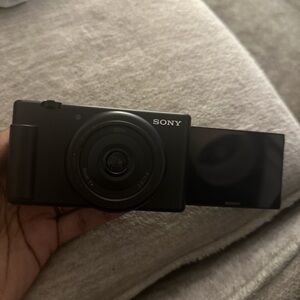 Sony ZV1